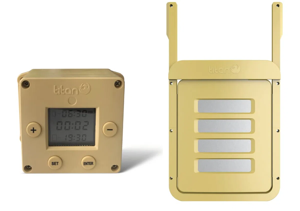 Titan Incubators Cube Apriporta Automatico per Pollaio con Timer + Porta