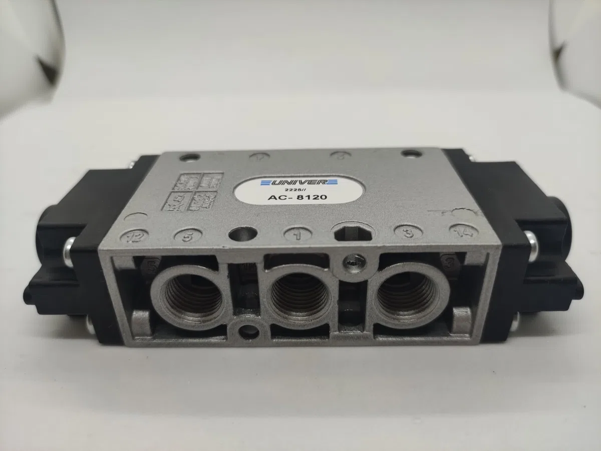 AC-8120 UNIVER VALVOLA PNEUMATICA BISTABILE 5/2 1/4"